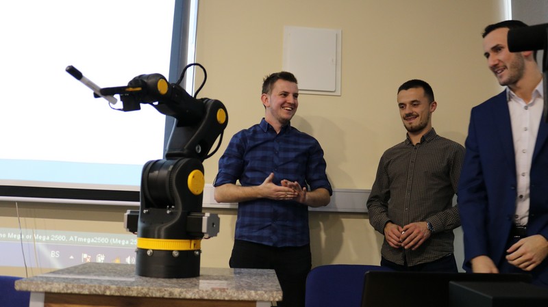 Students Of The International University Travnik Created A “Robotic Arm”