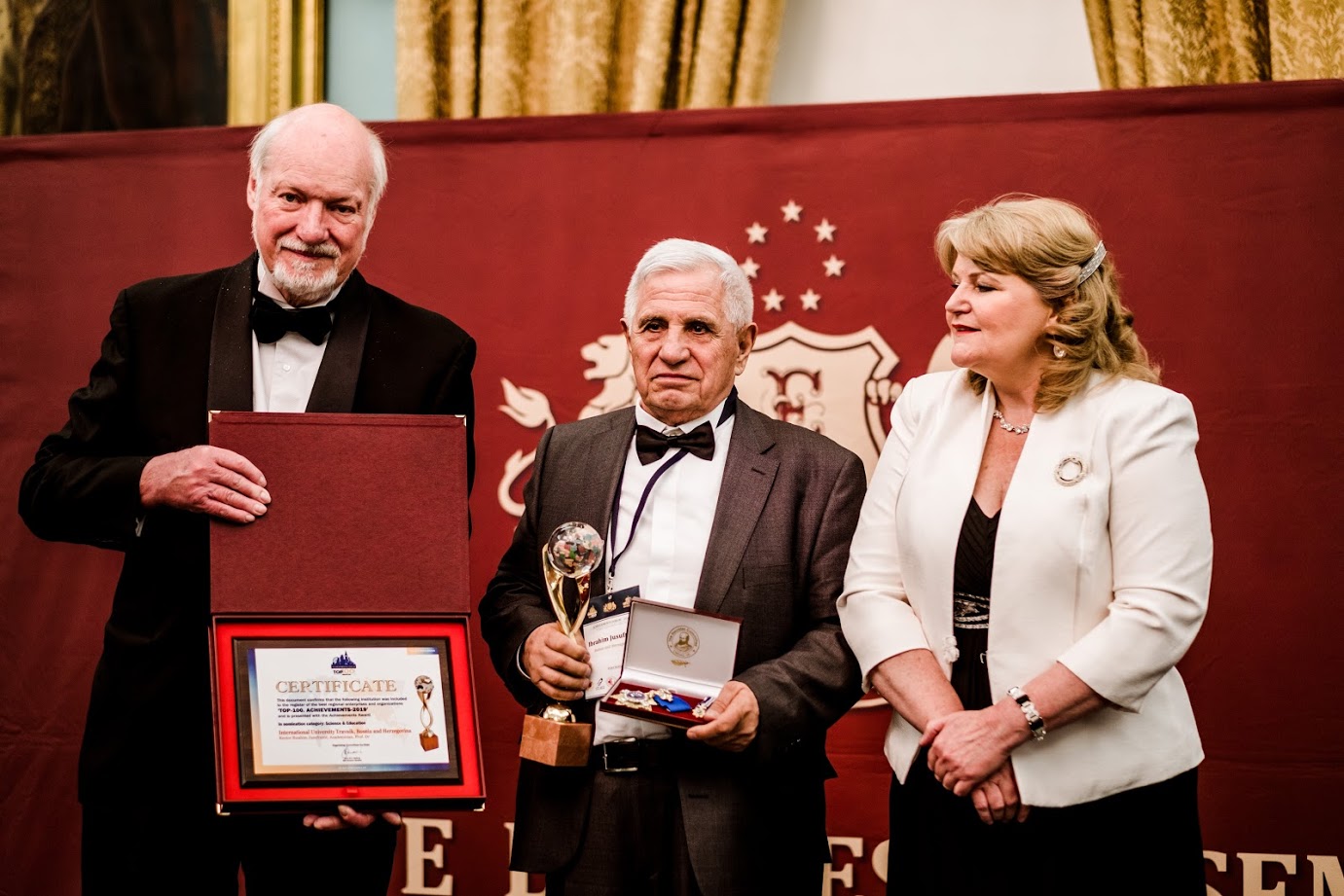 Rektoru IUT-a Ibrahimu Jusufraniću U Londonu Dodijeljena Međunarodna Prestižna Nagrada „Dostignuća 2019“ Za Izvrsnost U Nauci I Obrazovanju