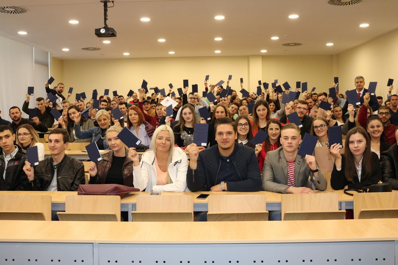 Newly Enrolled Students Of The International University Of Travnik Were Given Indices