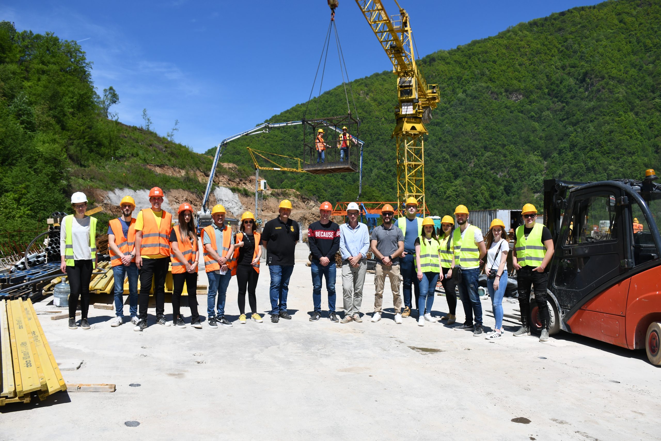 Studenti Internacionalnog Univerziteta Travnik Posjetili Gradilište Vranduk – Ponirak