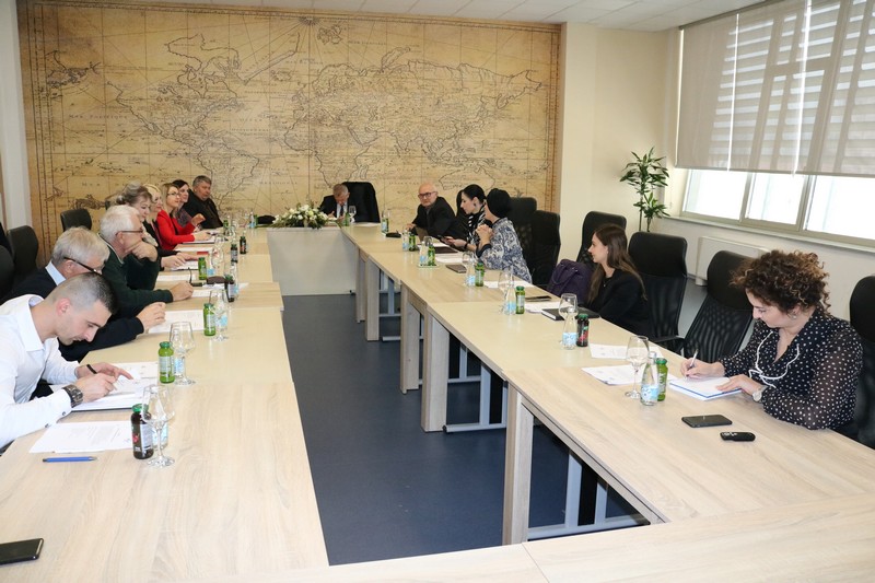 Održan Sastanak članova I članica Savjetodavnog Odbora IUT-a Sa Direktoricama Centra UNIGeRC